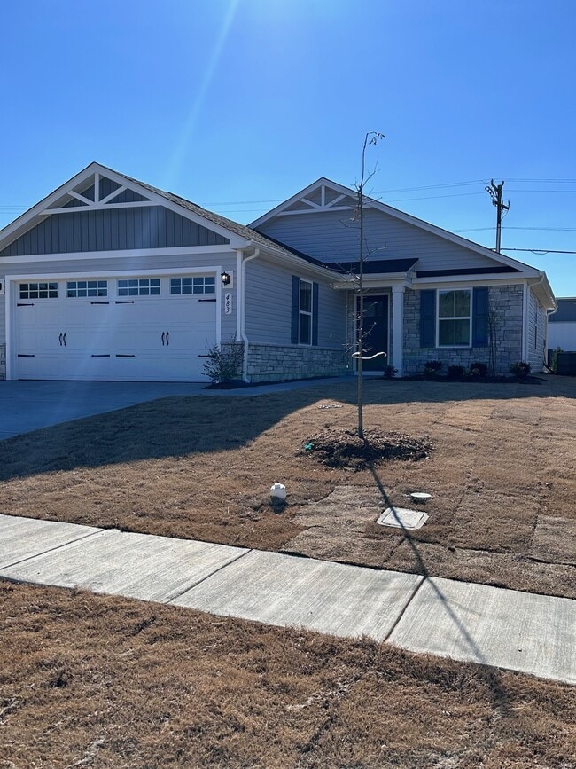 property at 483 Grandiflora Ave