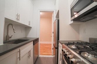 225 Central Pk N in New York, NY - Building Photo - Building Photo