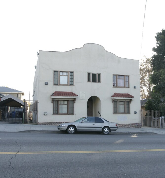 Virgil Apartments in Los Angeles, CA - Building Photo