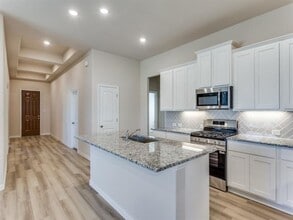 529 Brozgold Ave in Midlothian, TX - Building Photo - Building Photo