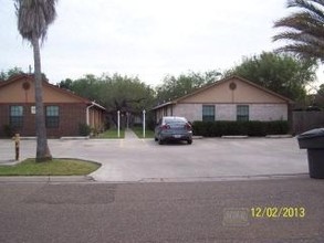 Griffen Park Apartments in Harlingen, TX - Building Photo - Building Photo