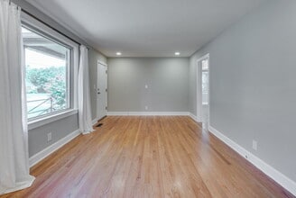 3314 Mimosa Dr in Nashville, TN - Building Photo - Building Photo