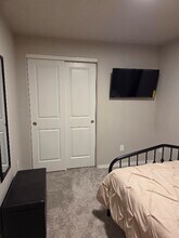 600 Van Wy in Grandview, WA - Building Photo - Building Photo