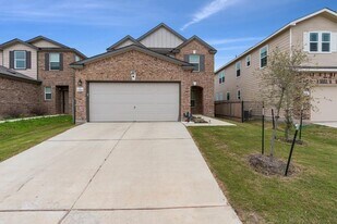 6320 Wagon Spring St in Del Valle, TX - Building Photo