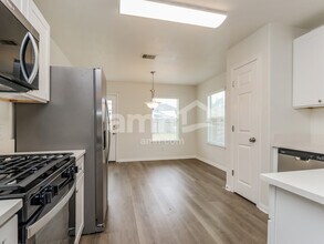 910 Redcrest Springs Ct in Houston, TX - Building Photo - Building Photo