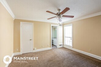 6994 Oakland Chase in Memphis, TN - Building Photo - Building Photo