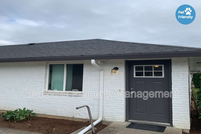616 NE Anderson St in Vancouver, WA - Building Photo - Building Photo