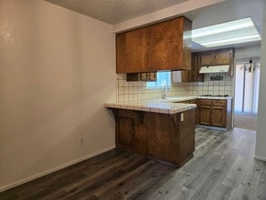 2000 Dorset Ln in Modesto, CA - Building Photo - Building Photo