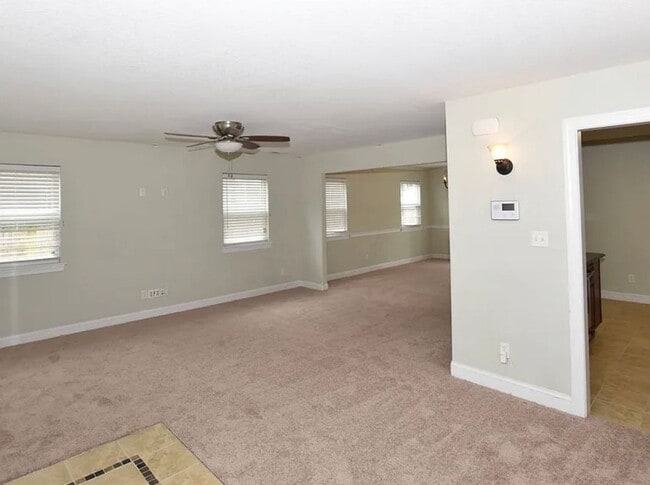 4922 Krick St in Norfolk, VA - Foto de edificio - Building Photo