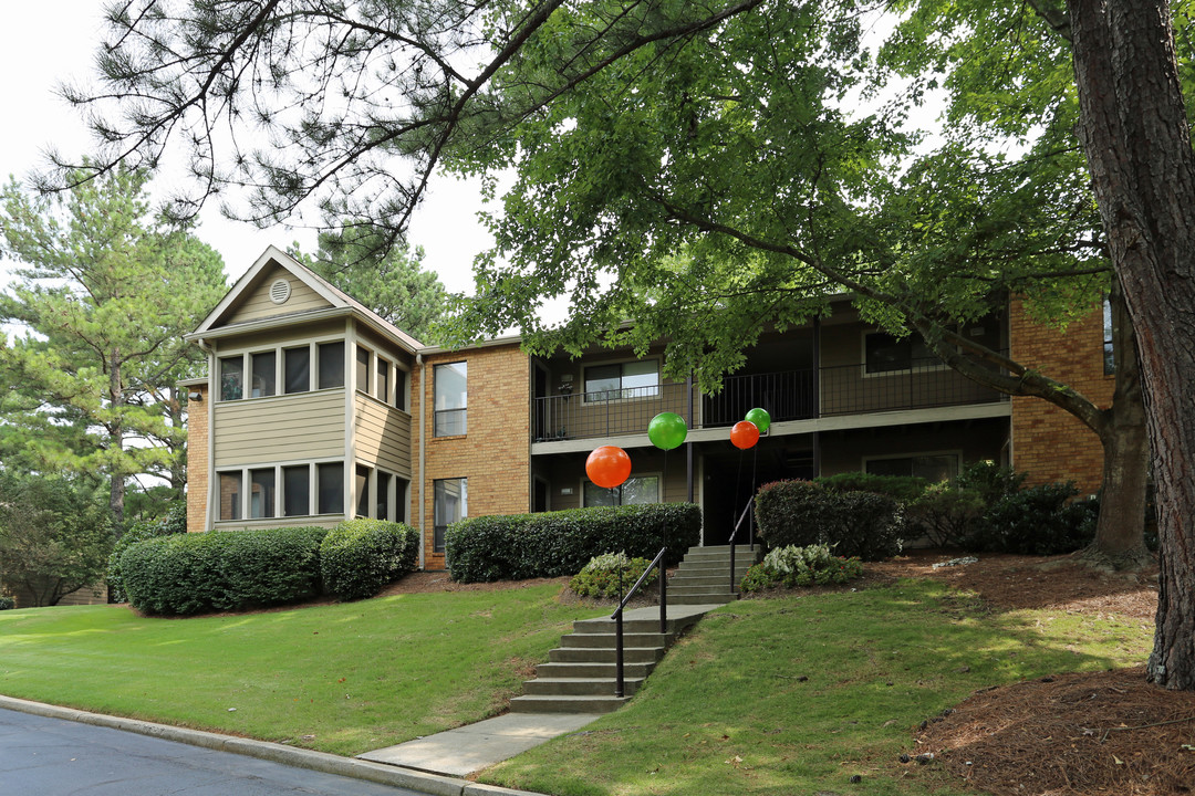 Hampton Woods in Norcross, GA - Foto de edificio