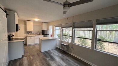 1230 E Concord St in Orlando, FL - Building Photo - Building Photo