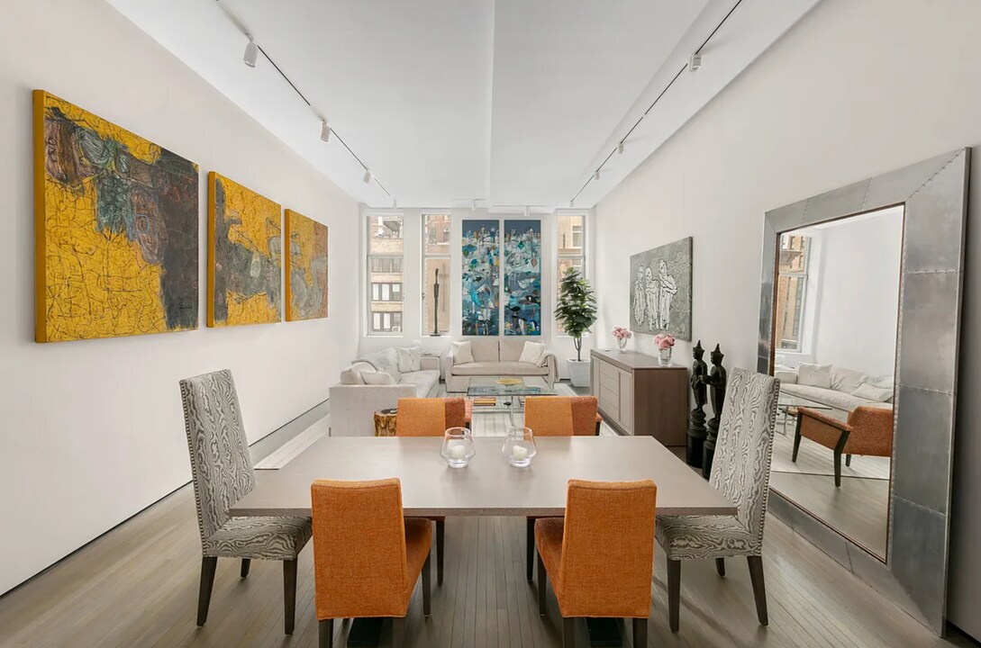 101 W 27th St in New York, NY - Building Photo