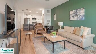 2995 Railside Lp, Unit 3-306 in Sanford, FL - Building Photo