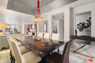 8455 Fountain Ave in West Hollywood, CA - Building Photo - Building Photo