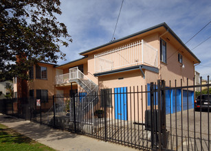 Annmar Apartments in Los Angeles, CA - Building Photo - Building Photo