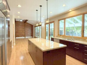 2215 Deer Oak Way in Danville, CA - Building Photo - Building Photo