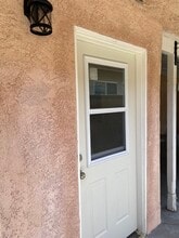 1046 W 187th Pl in Gardena, CA - Foto de edificio - Building Photo