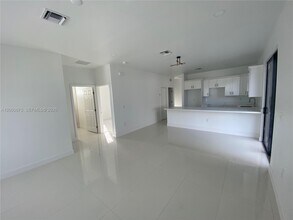 1851 Wilmington St in Opa Locka, FL - Building Photo - Building Photo