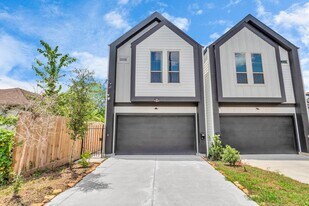 3306 Live Oak St in Houston, TX - Building Photo