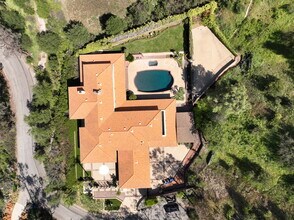 540 Haverstock Rd in La Cañada Flintridge, CA - Building Photo - Building Photo