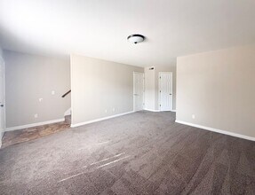 42 Eastgate Cir in Cookeville, TN - Building Photo - Building Photo