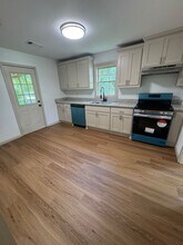 617 S Oak St in Jacksonville, AR - Foto de edificio - Building Photo