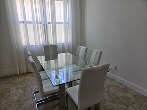 12130 Fortezza Way in Port St. Lucie, FL - Foto de edificio - Building Photo