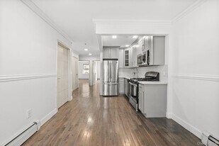 4828 Barnes Ave in Bronx, NY - Building Photo