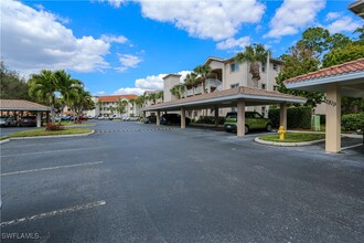 7819 Regal Heron Cir in Naples, FL - Building Photo - Building Photo