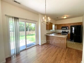 24 Scottish Cir in Asheville, NC - Building Photo - Building Photo