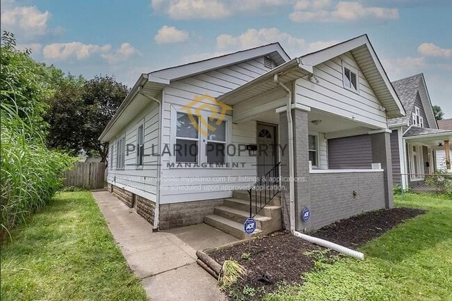 1435 Lawton Ave