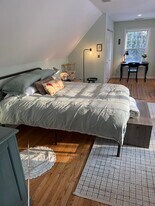 81 Wiese Albert Rd, Unit 2nd FL in Higganum, CT - Building Photo