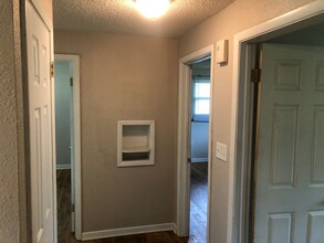 2011 Tecumseh Rd in Manhattan, KS - Building Photo - Building Photo
