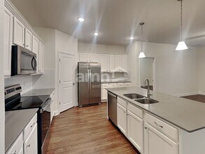 1029 Lake Trudy Dr in St. Cloud, FL - Building Photo - Building Photo