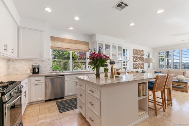 6052 Rancho Bravado in Carlsbad, CA - Building Photo - Building Photo