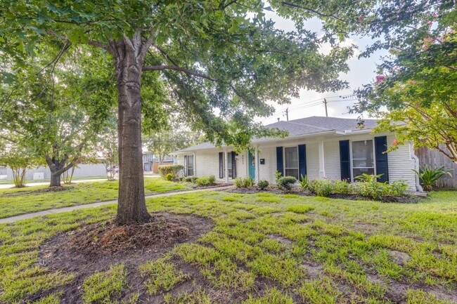property at 6903 Alderney Dr