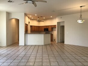 6806 S 39th Pl in Phoenix, AZ - Building Photo - Building Photo