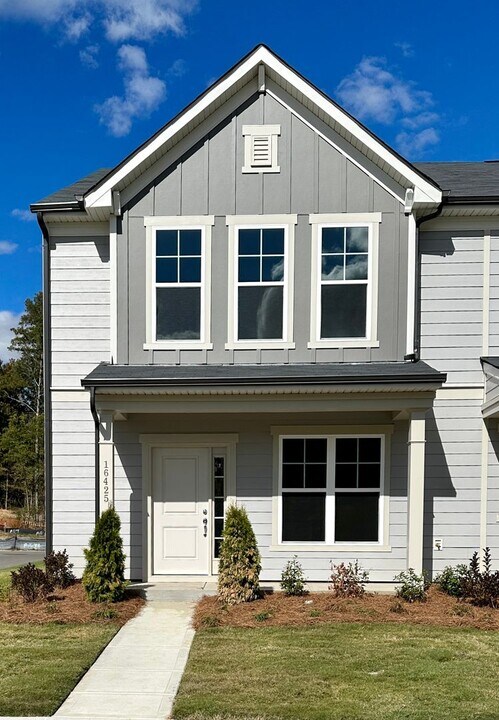 16425 Leading St in Charlotte, NC - Building Photo