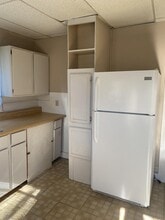 327 Hayes St in Woodbury, TN - Building Photo - Building Photo