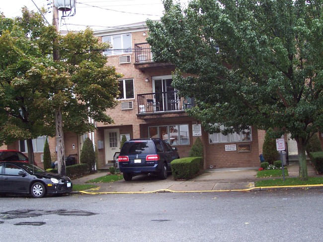 4117 Avenue V in Brooklyn, NY - Building Photo - Building Photo