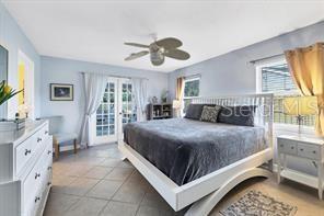 7860 Holiday Dr in Sarasota, FL - Building Photo - Building Photo