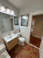 14 Osborne Ave, Unit 1st Floor in Norwalk, CT - Building Photo - Building Photo