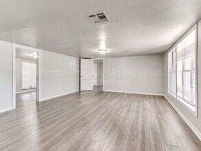 9706 N Garnett Dr in Oklahoma City, OK - Building Photo - Building Photo