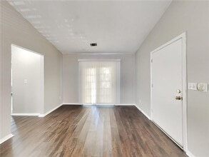 410 Rill Crest Ct in Alpharetta, GA - Building Photo - Building Photo