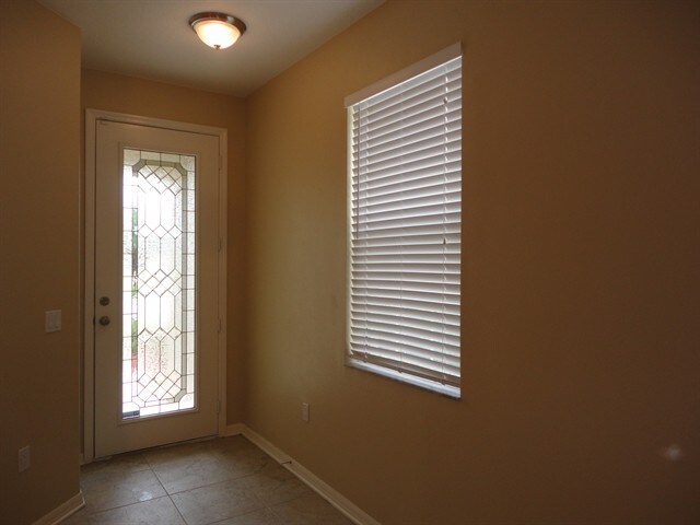 9124 Gablewood Pl in Land O Lakes, FL - Foto de edificio - Building Photo