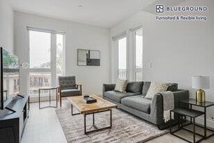 3768 E Colorado Blvd in Pasadena, CA - Building Photo