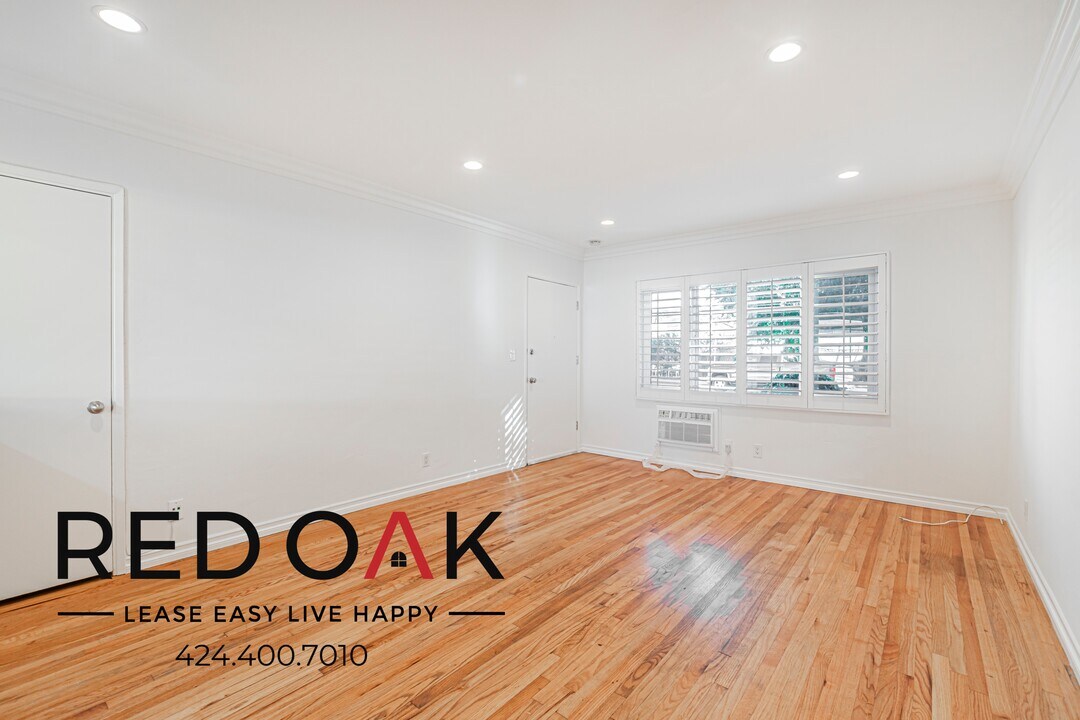 14623 Moorpark St in Los Angeles, CA - Building Photo