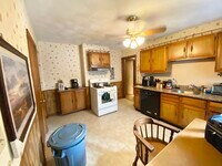 72 Roseclair St photo'