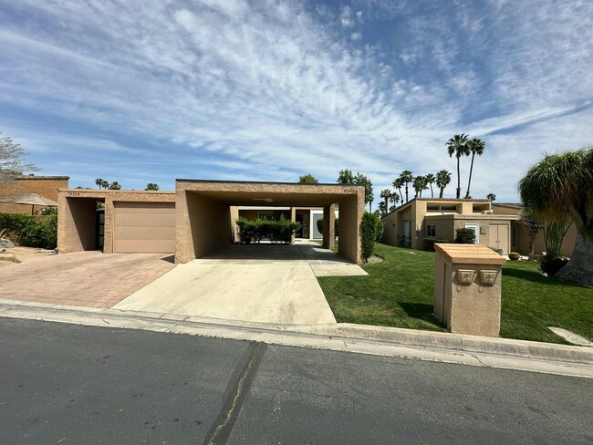 property at 73576 Dalea Ln