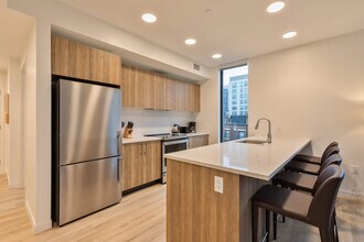 60 Kilmarnock St in Boston, MA - Building Photo - Building Photo